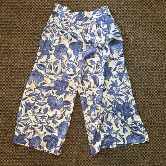 H&M 2 Piece Floral Pant Set Size 10 Blue & White - Picture 4 of 16